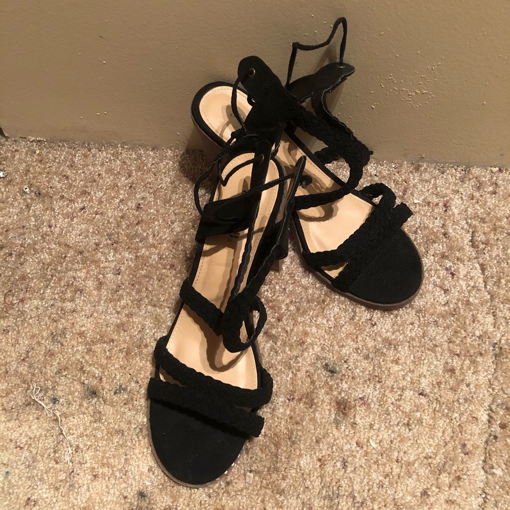 Brand new heels size 8.5